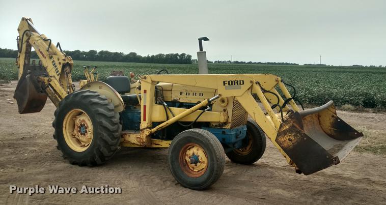 image for item G1437 Ford 3500 tractor