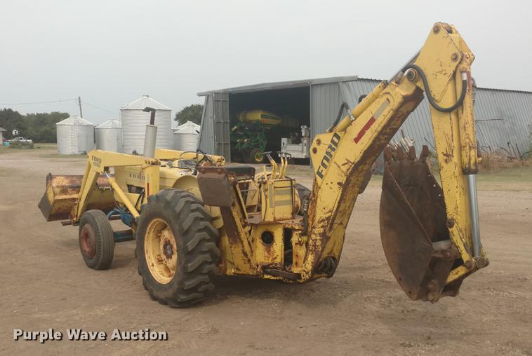 image for item G1437 Ford 3500 tractor