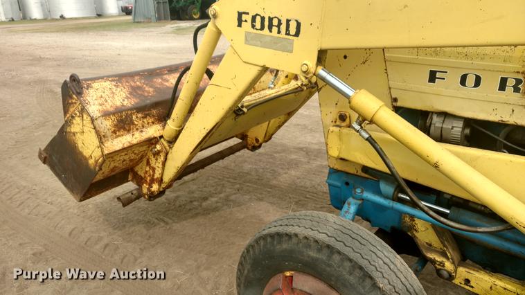 image for item G1437 Ford 3500 tractor