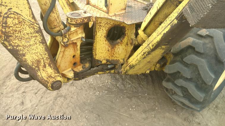 image for item G1437 Ford 3500 tractor