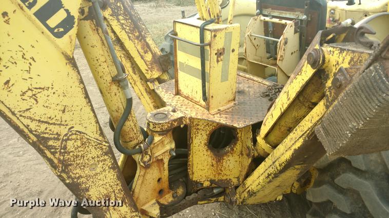 image for item G1437 Ford 3500 tractor