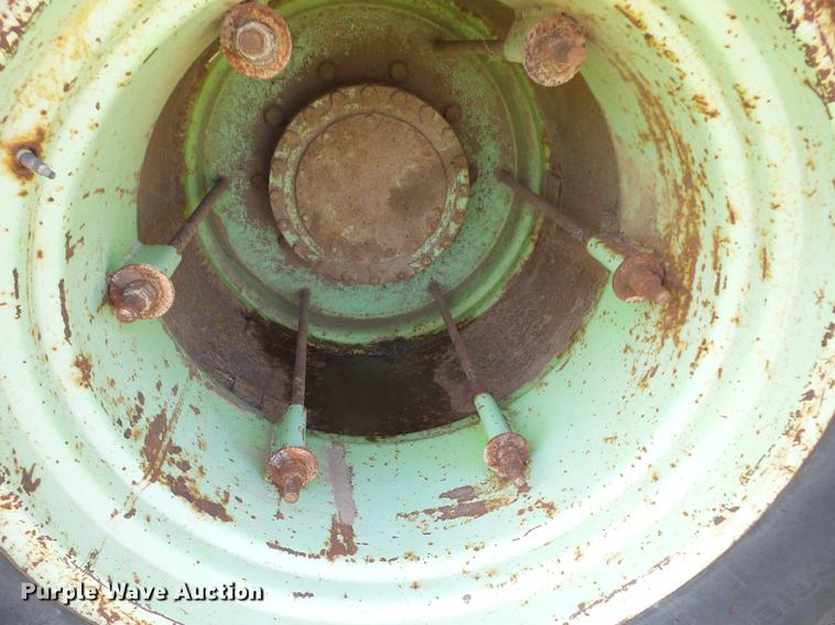 image for item K6400 1980 Steiger Panther III ST325 4WD tractor