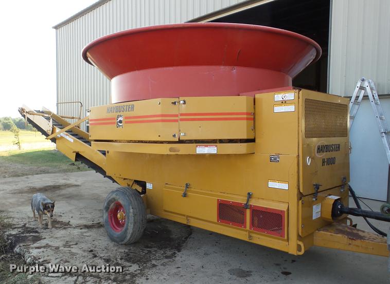 image for item K6401 HayBuster Big Bite H1000 bale processor