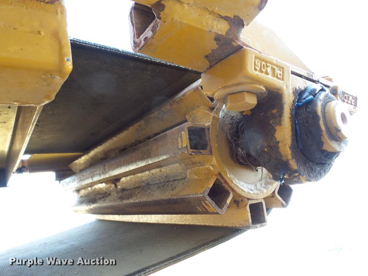 image for item K6401 HayBuster Big Bite H1000 bale processor