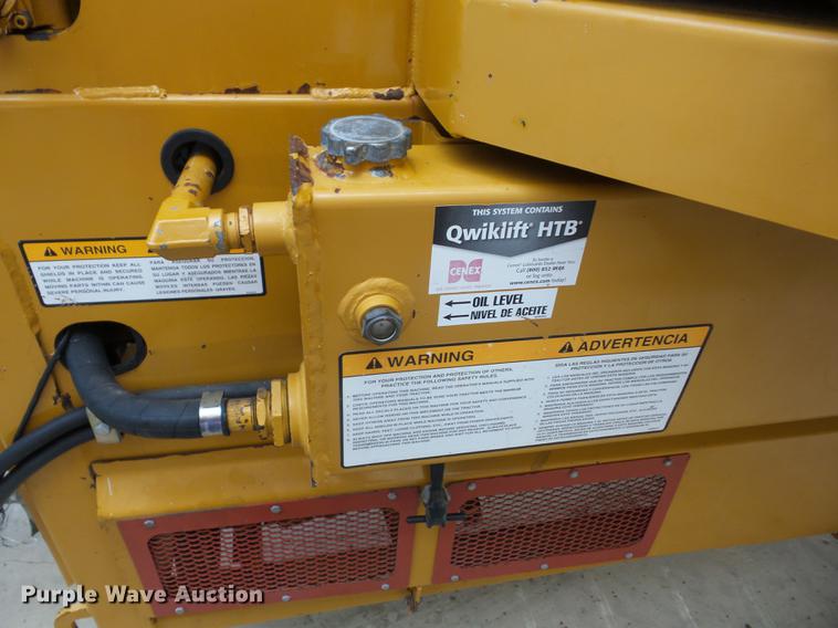 image for item K6401 HayBuster Big Bite H1000 bale processor