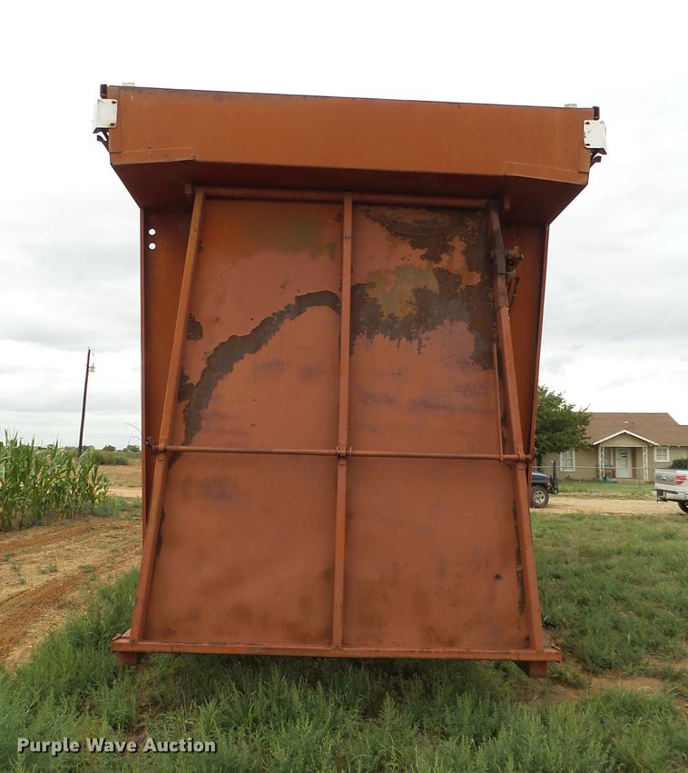 image for item L6655 CMC 3273 cotton module builder