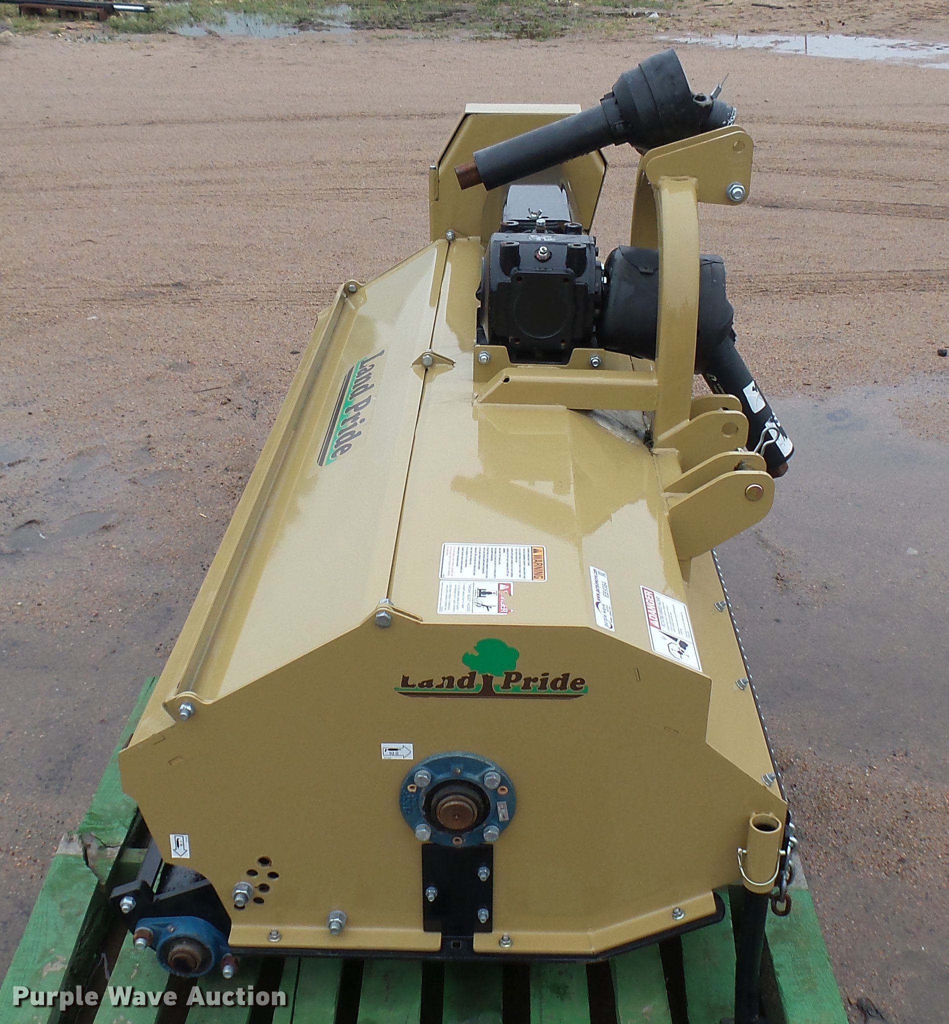 Land Pride FM2572 flail mower in Kinsley, KS Item EB9384 sold
