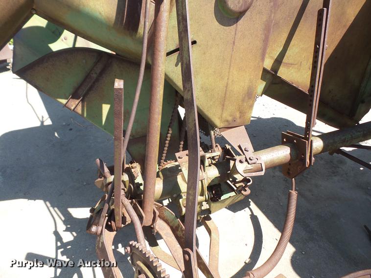 image for item DA6391 John Deere 101 corn picker