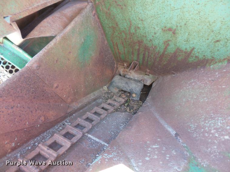 image for item DA6391 John Deere 101 corn picker