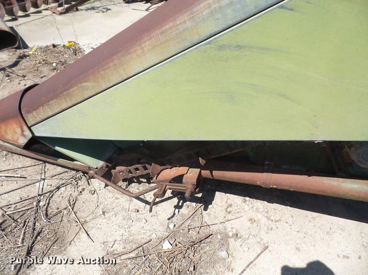 image for item DA6391 John Deere 101 corn picker