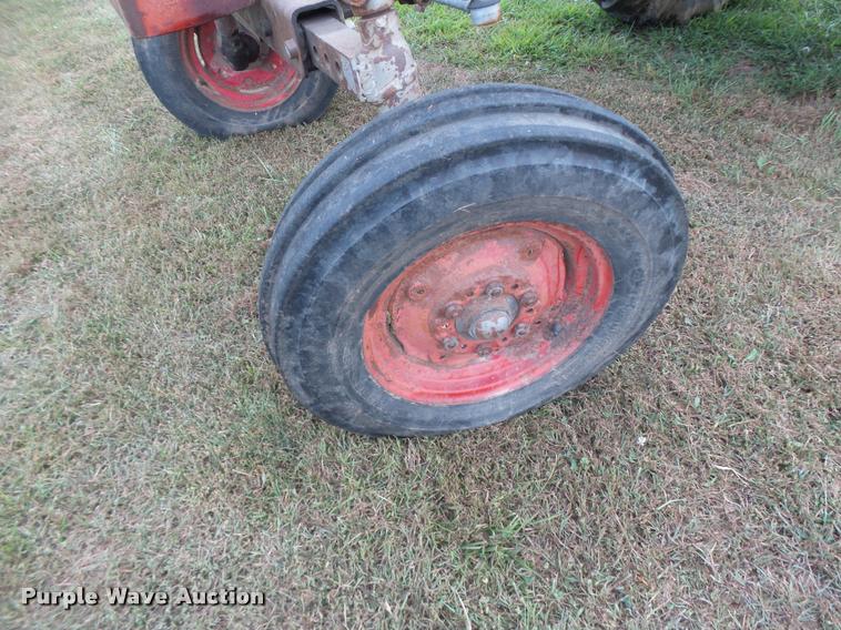image for item DB1436 Massey-Ferguson 85 tractor