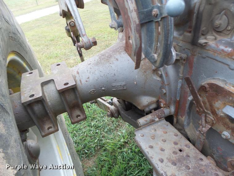 image for item DB1436 Massey-Ferguson 85 tractor