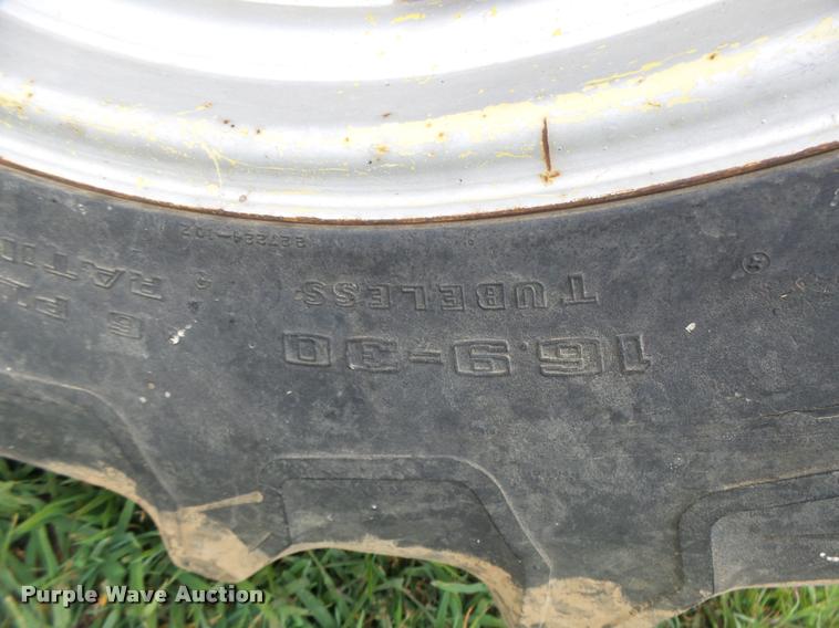 image for item DB1436 Massey-Ferguson 85 tractor