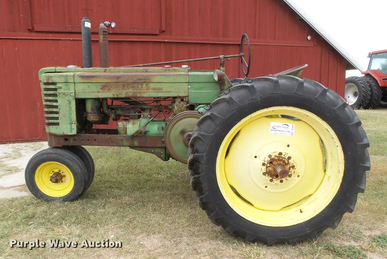 image for item DC3820 1941 John Deere A tractor