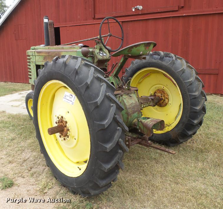 image for item DC3820 1941 John Deere A tractor