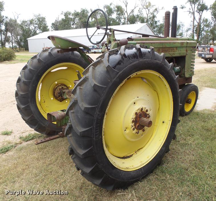 image for item DC3820 1941 John Deere A tractor