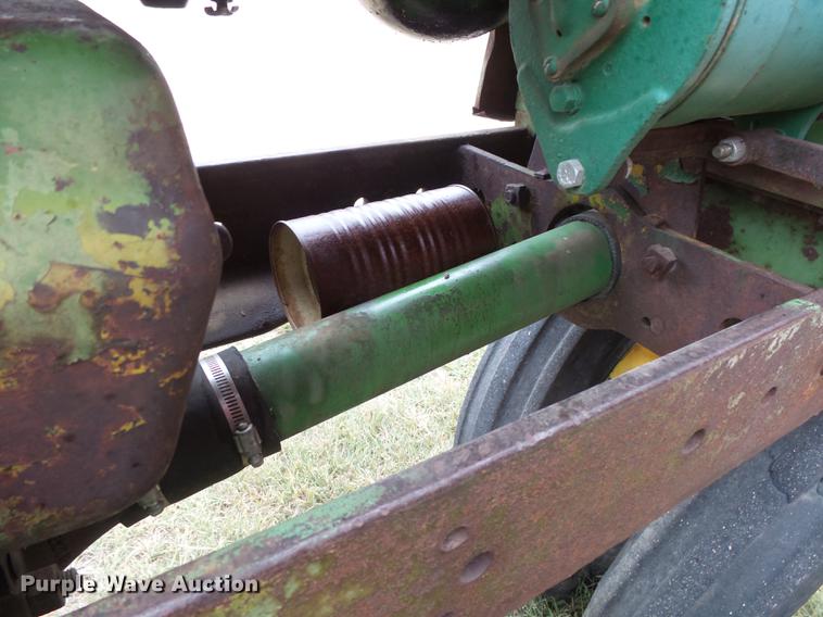 image for item DC3820 1941 John Deere A tractor