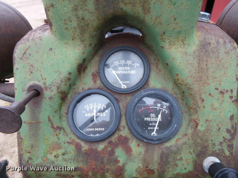 image for item DC3820 1941 John Deere A tractor