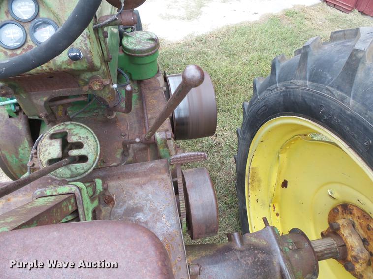 image for item DC3820 1941 John Deere A tractor