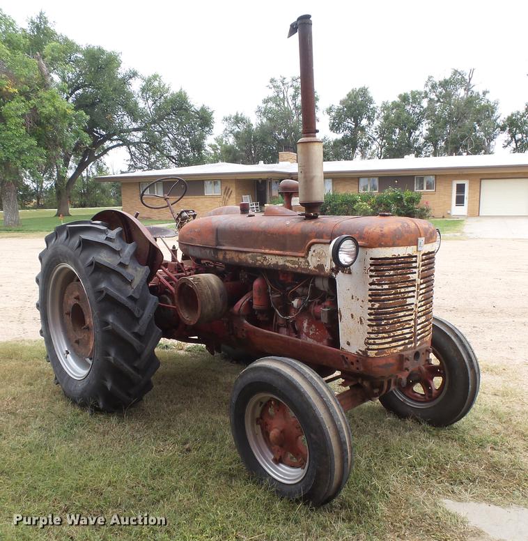 image for item DC3821 1954 International WD Super 9 tractor