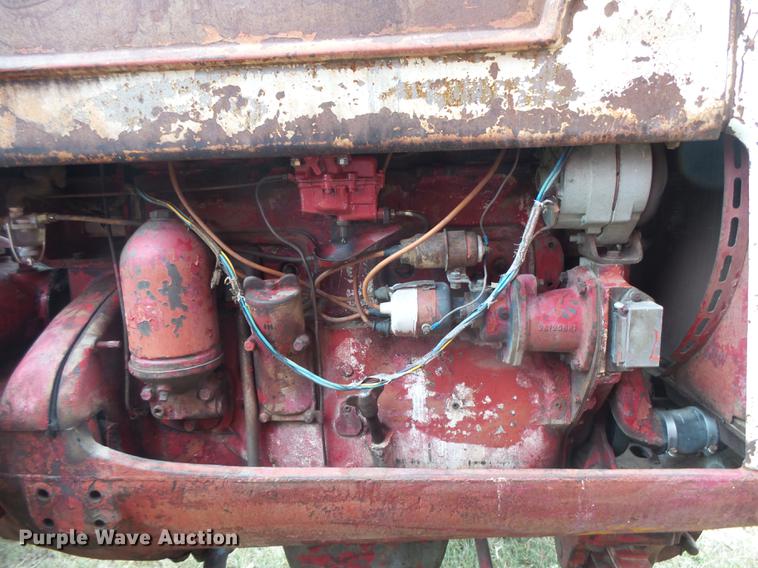 image for item DC3821 1954 International WD Super 9 tractor