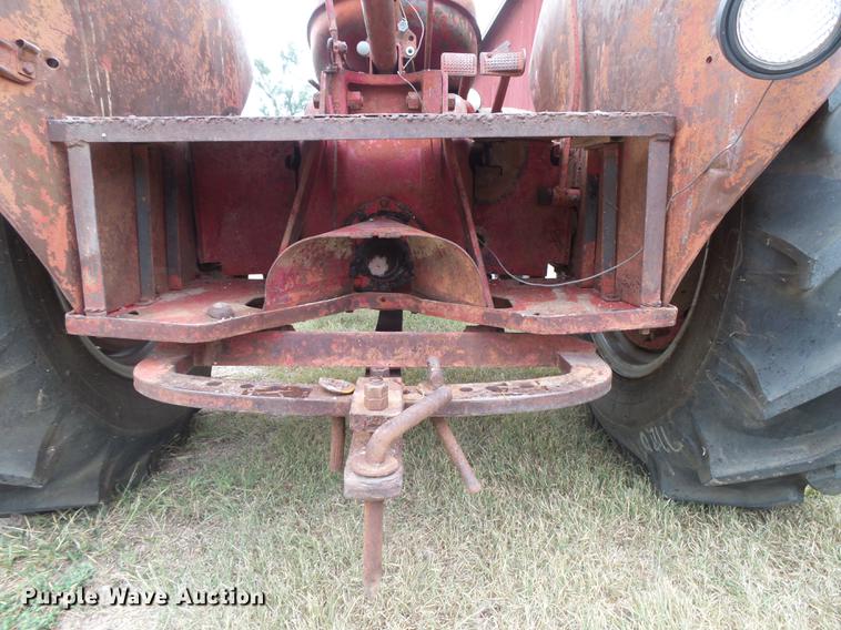 image for item DC3821 1954 International WD Super 9 tractor