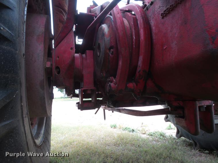 image for item DC3821 1954 International WD Super 9 tractor