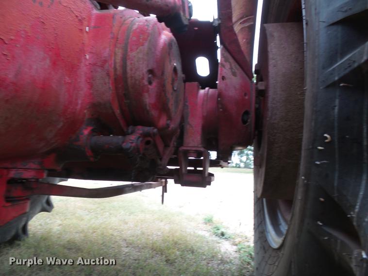 image for item DC3821 1954 International WD Super 9 tractor