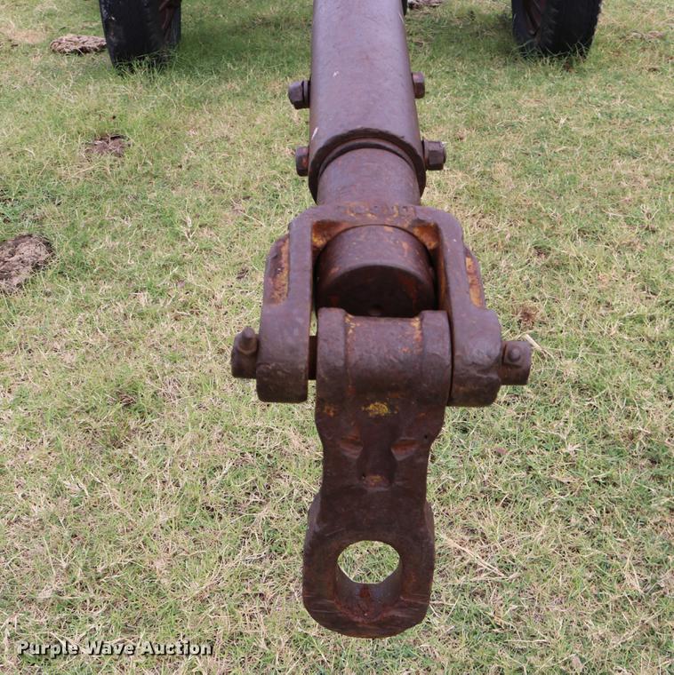 image for item DD0067 Caterpillar 66 grader