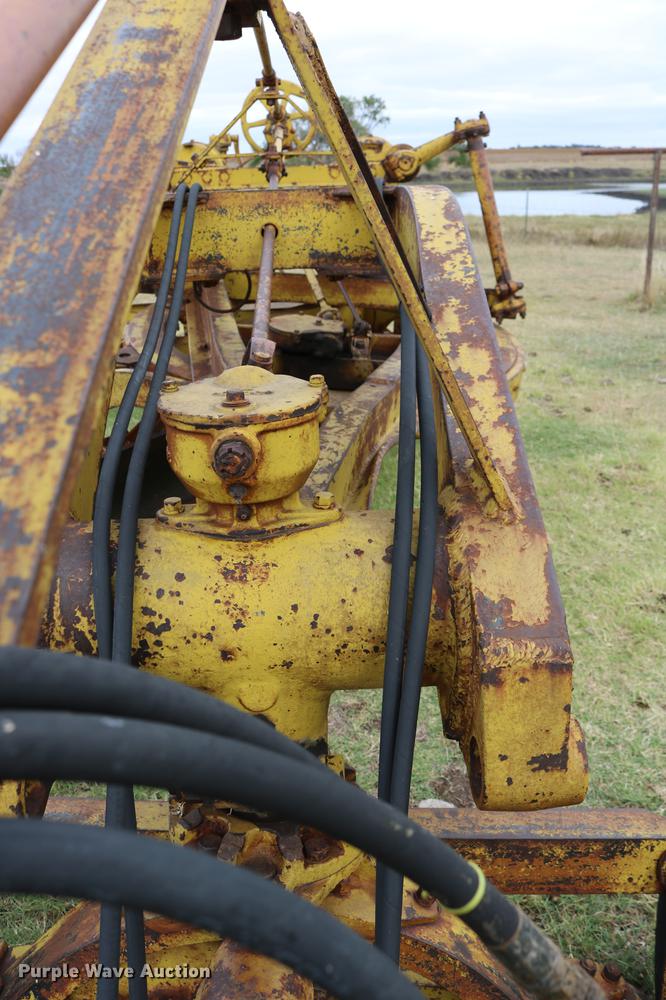 image for item DD0067 Caterpillar 66 grader