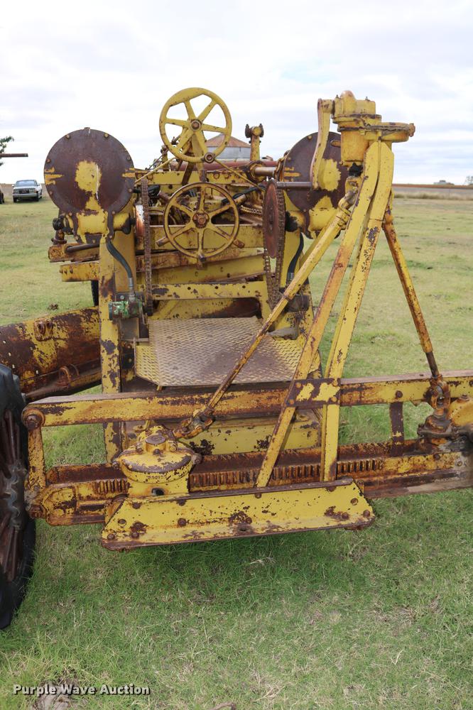 image for item DD0067 Caterpillar 66 grader