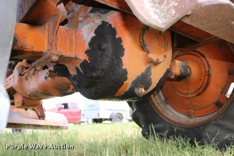 image for item DD0132 1948 Mccormick Farmall M tractor