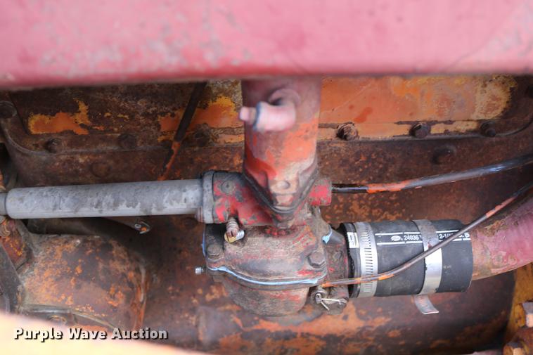 image for item DD0132 1948 Mccormick Farmall M tractor