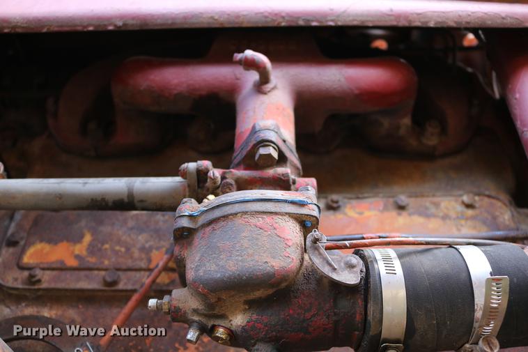 image for item DD0132 1948 Mccormick Farmall M tractor