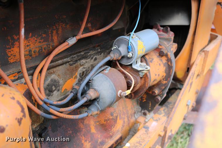 image for item DD0132 1948 Mccormick Farmall M tractor