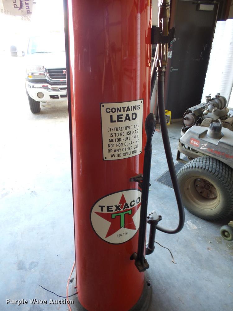 image for item DD1501 Texaco fuel pump