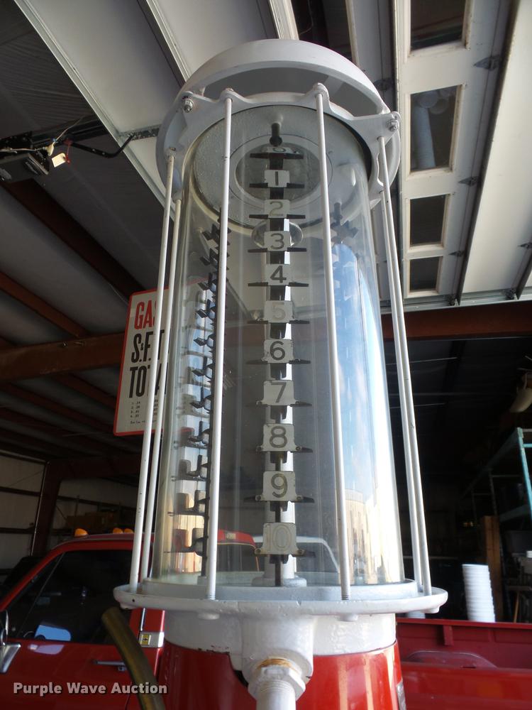 image for item DD1501 Texaco fuel pump