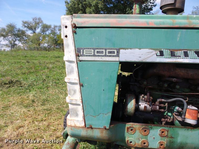 image for item DD1538 Oliver 1800 tractor