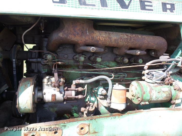 image for item DD1538 Oliver 1800 tractor