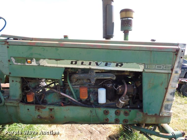 image for item DD1538 Oliver 1800 tractor