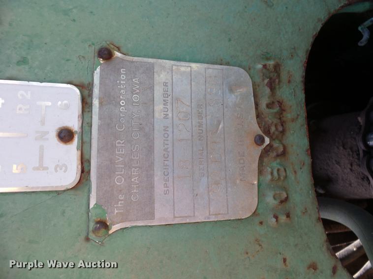 image for item DD1538 Oliver 1800 tractor