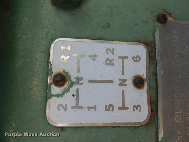 image for item DD1538 Oliver 1800 tractor