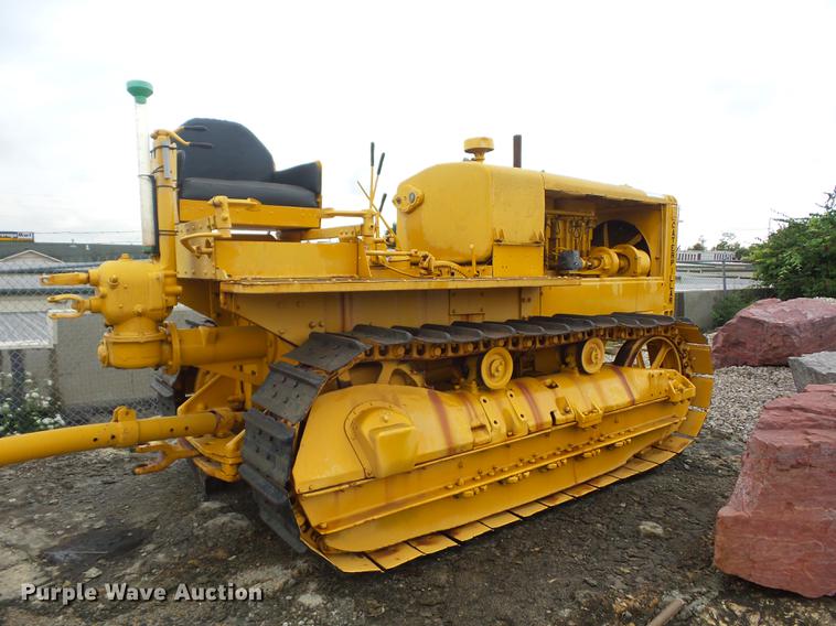 image for item DD2123 Caterpillar Thirty Five crawler tractor