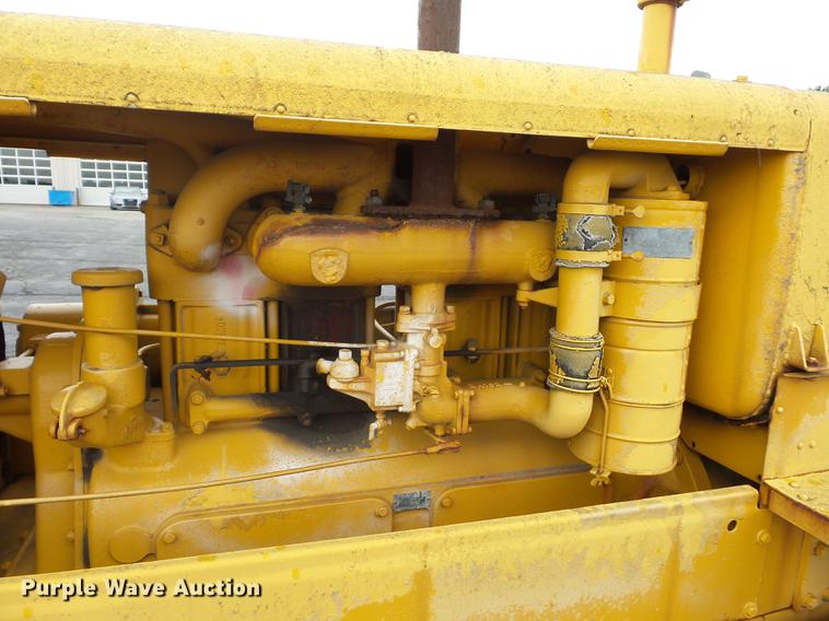 image for item DD2123 Caterpillar Thirty Five crawler tractor