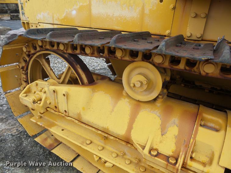 image for item DD2123 Caterpillar Thirty Five crawler tractor
