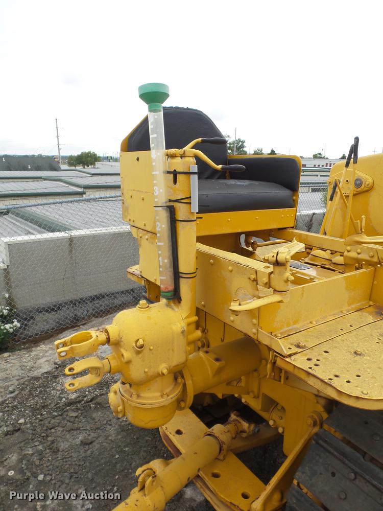 image for item DD2123 Caterpillar Thirty Five crawler tractor