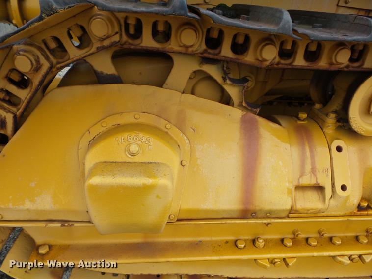 image for item DD2123 Caterpillar Thirty Five crawler tractor