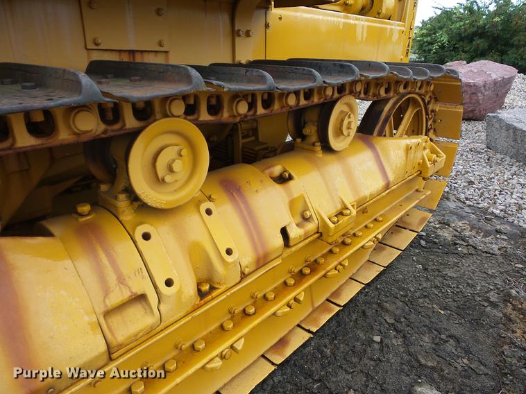 image for item DD2123 Caterpillar Thirty Five crawler tractor