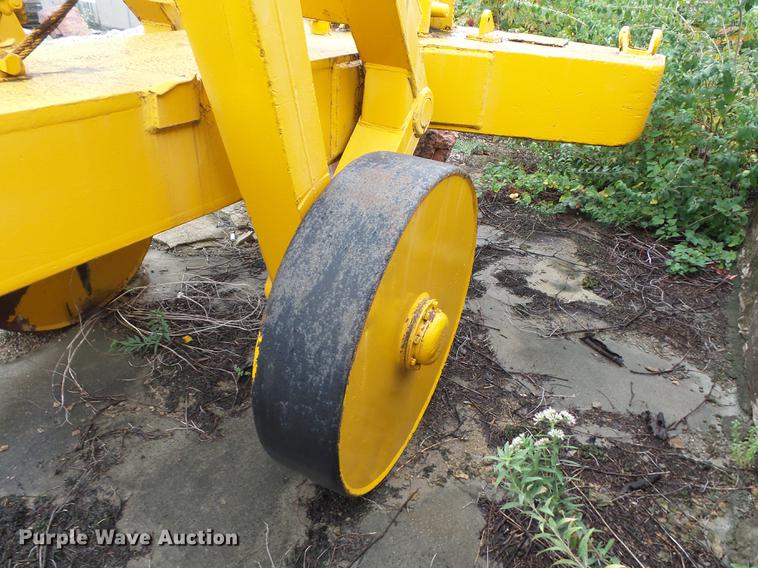 image for item DD2124 Caterpillar ripper