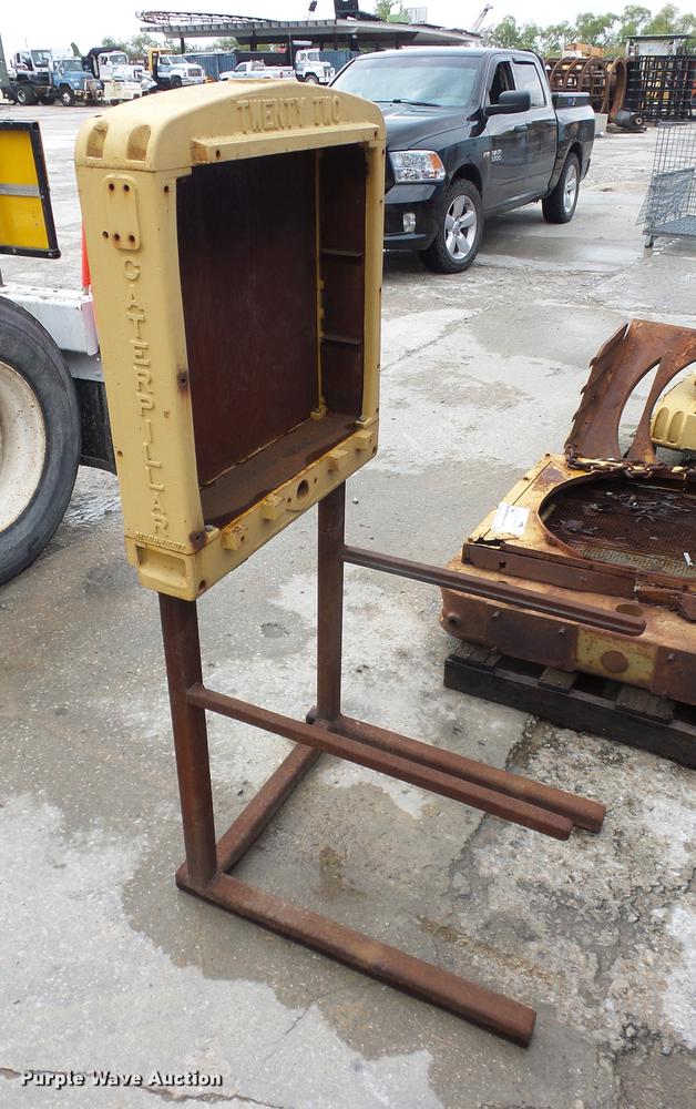 image for item DD2132 Caterpillar Twenty-Two hard nose display